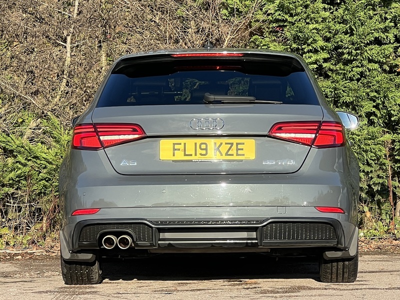 Audi A3 TFSI CoD Black Edition - U11730