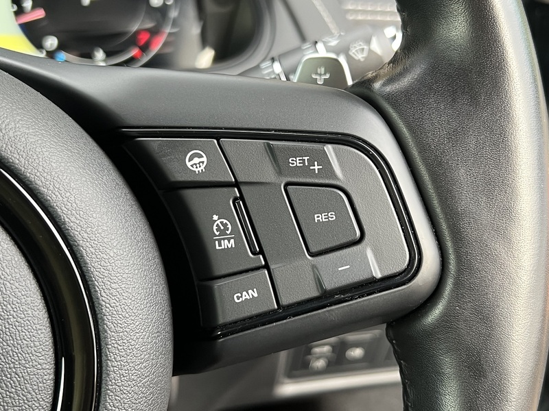 Jaguar F-Type V8 R-Dynamic - U11732