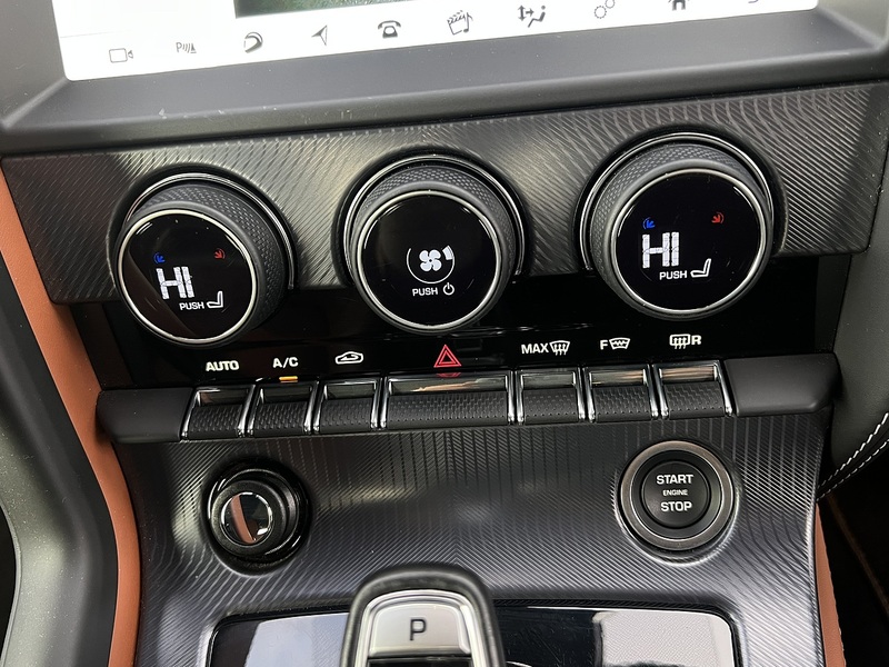 Jaguar F-Type V8 R-Dynamic - U11732