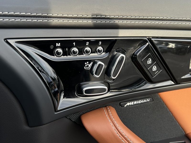 Jaguar F-Type V8 R-Dynamic - U11732