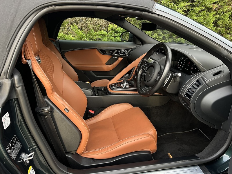 Jaguar F-Type V8 R-Dynamic - U11732