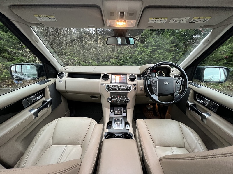 Land Rover Discovery 4 SD V6 HSE - U11733