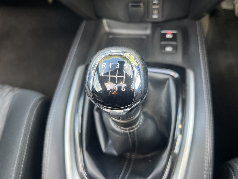 Nissan X-Trail dCi Acenta Premium - U11734