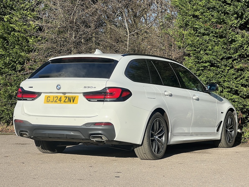 BMW 5 Series 530e M Sport - U11735