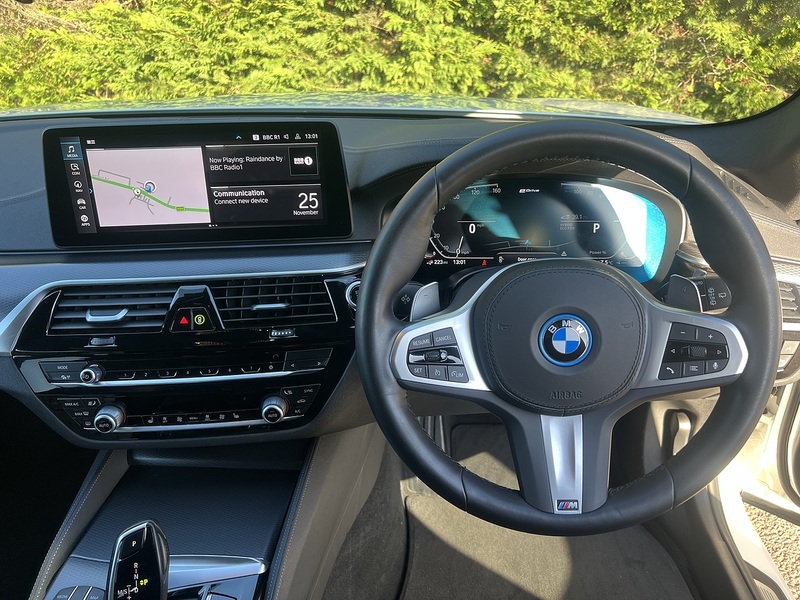 BMW 5 Series 530e M Sport - U11735