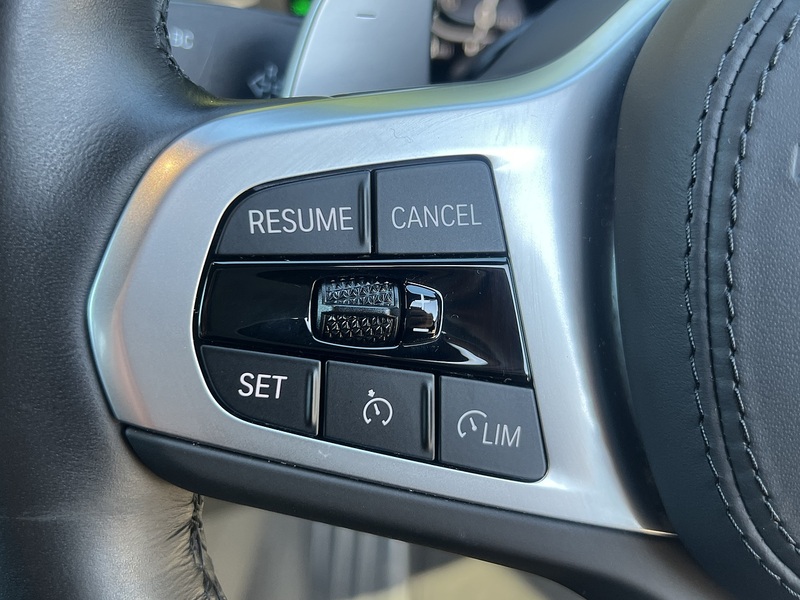 BMW 5 Series 530e M Sport - U11735