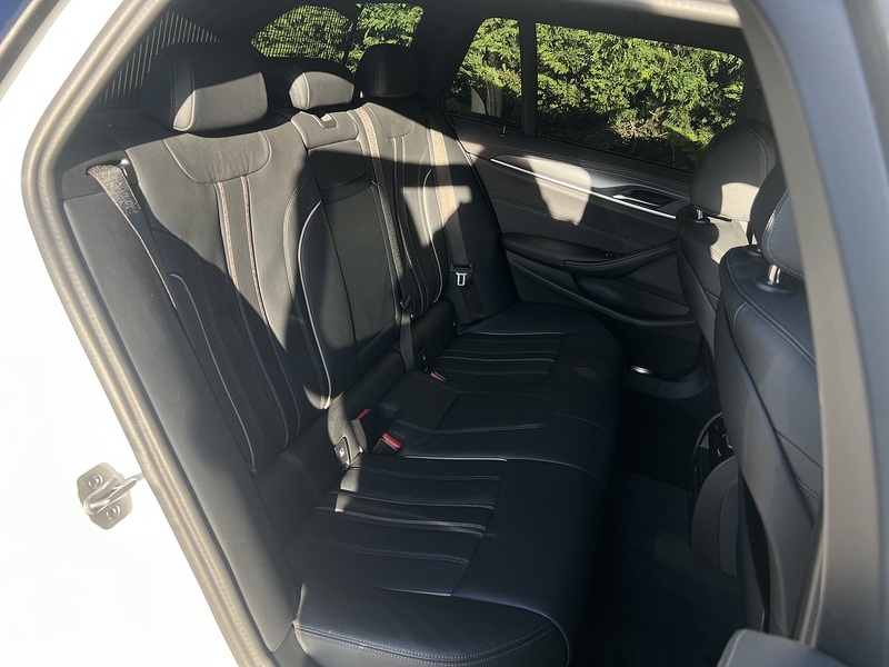 BMW 5 Series 530e M Sport - U11735