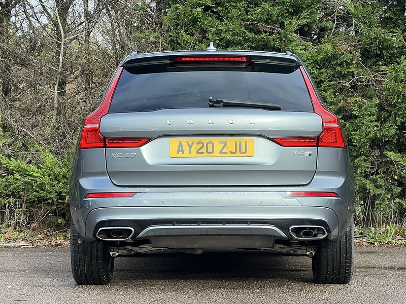 Volvo XC60 h T8 Twin Engine R-Design - U11740