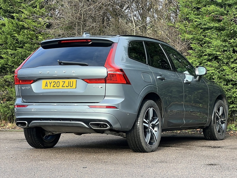 Volvo XC60 h T8 Twin Engine R-Design - U11740