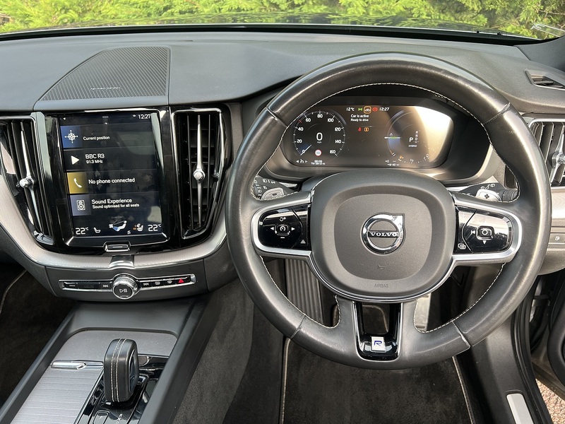 Volvo XC60 h T8 Twin Engine R-Design - U11740