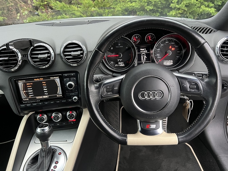 Audi TT TDI Black Edition - U11742