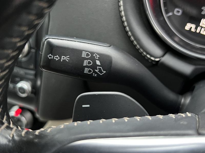 Audi TT TDI Black Edition - U11742