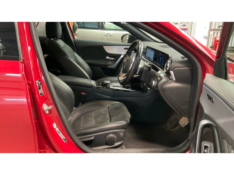 Mercedes-Benz A Class A250e AMG Line Edition - U11743