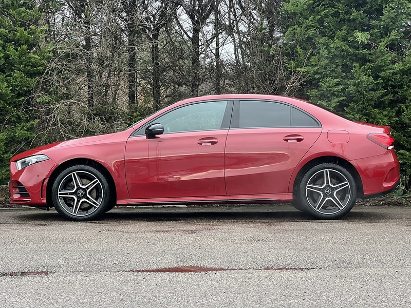 Mercedes-Benz A Class A250e AMG Line Edition - U11743
