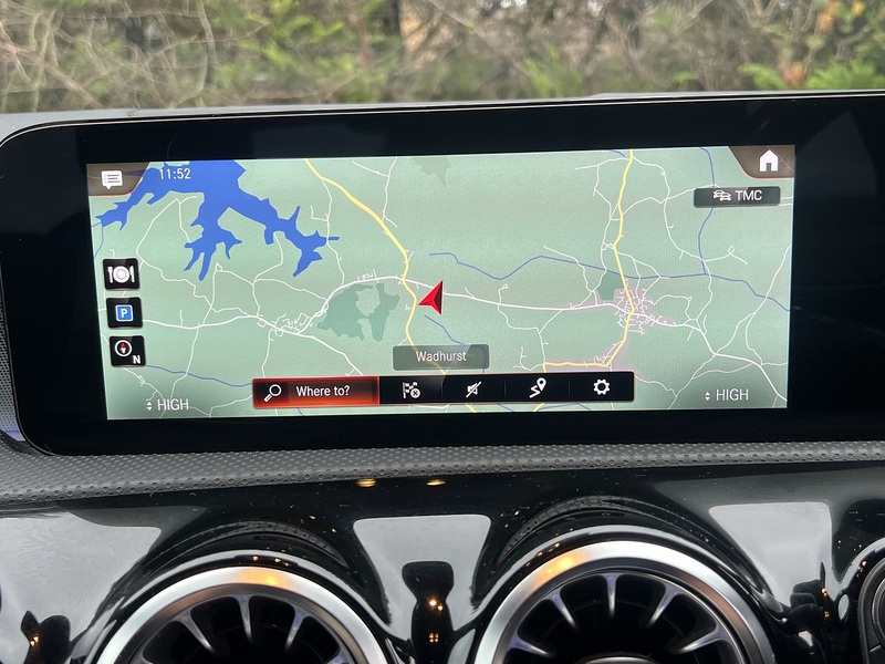 Mercedes-Benz A Class A250e AMG Line Edition - U11743