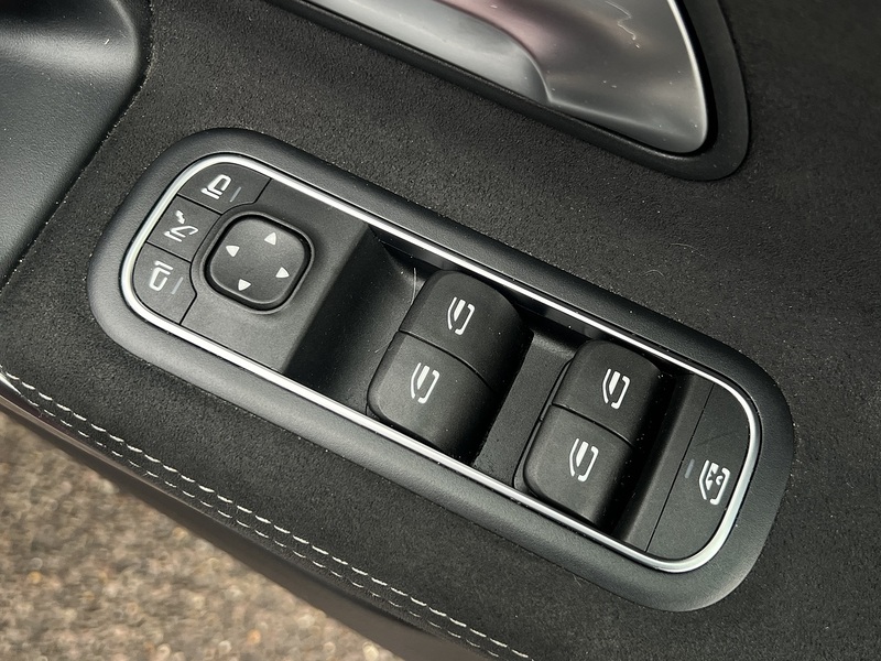 Mercedes-Benz A Class A250e AMG Line Edition - U11743