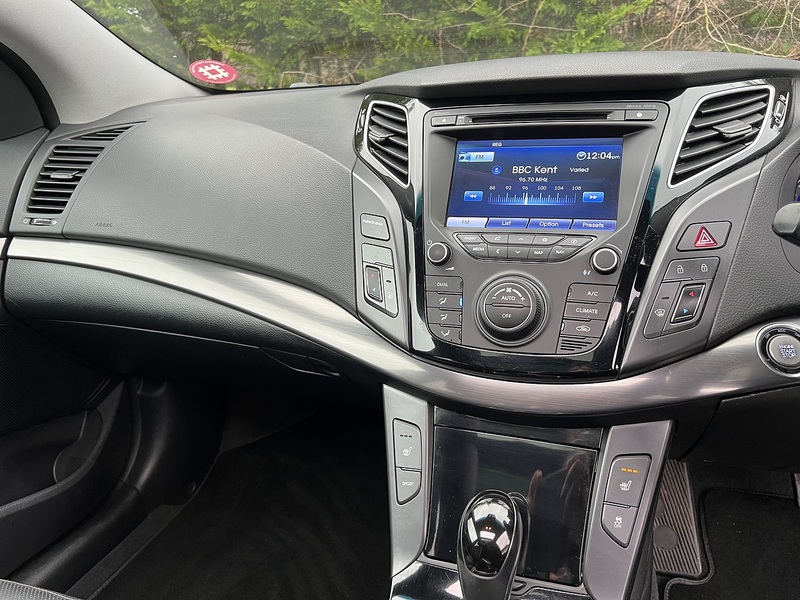 Hyundai i40 CRDi Premium - U11744