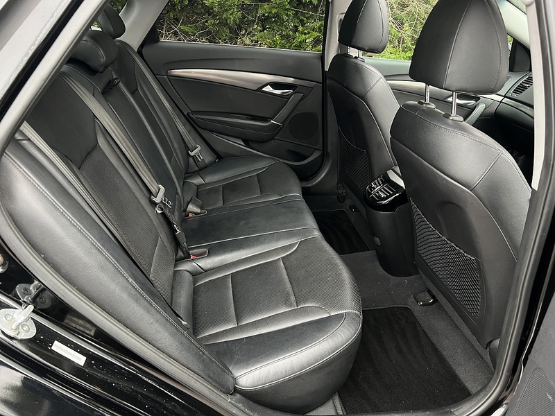 Hyundai i40 CRDi Premium - U11744