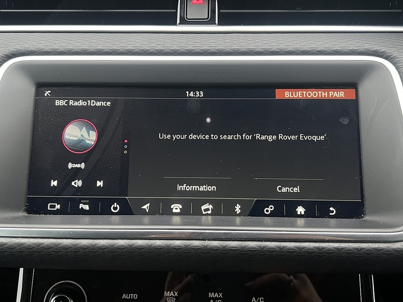 Land Rover Range Rover Evoque D150 S - U11748