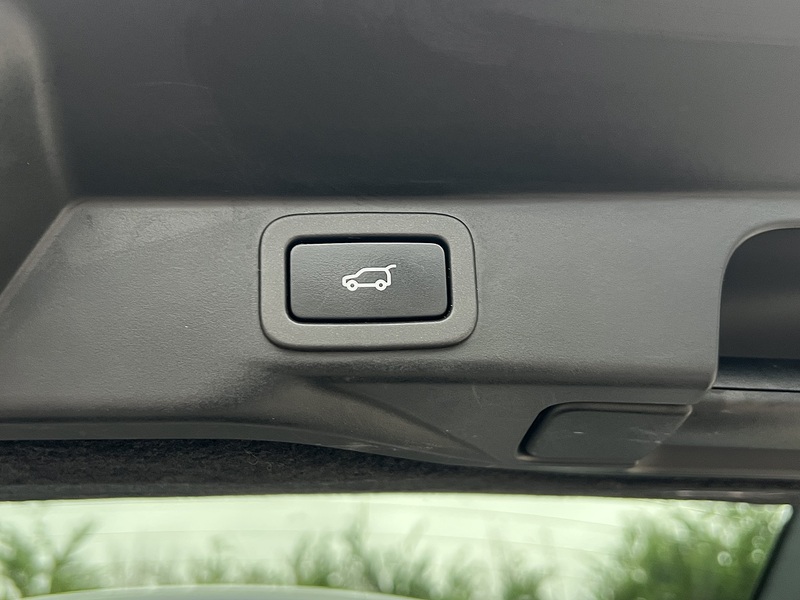 Land Rover Range Rover Sport P400e HSE - U11752