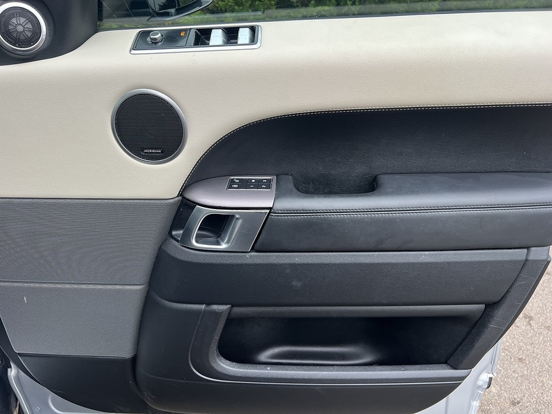 Land Rover Range Rover Sport P400e HSE - U11752