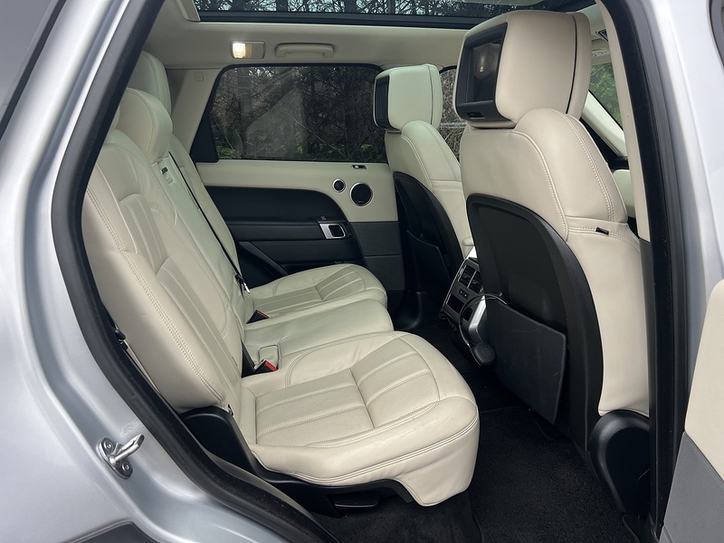 Land Rover Range Rover Sport P400e HSE - U11752