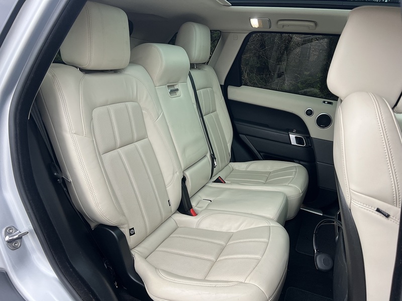 Land Rover Range Rover Sport P400e HSE - U11752