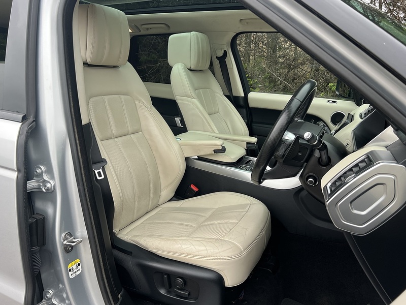 Land Rover Range Rover Sport P400e HSE - U11752