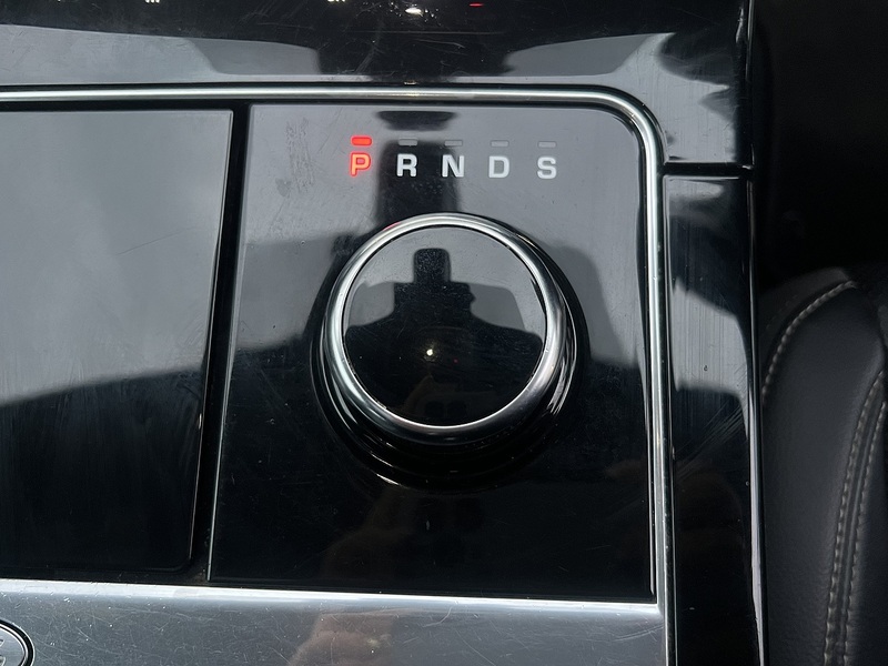 Land Rover Range Rover Velar D240 R-Dynamic SE - U11753