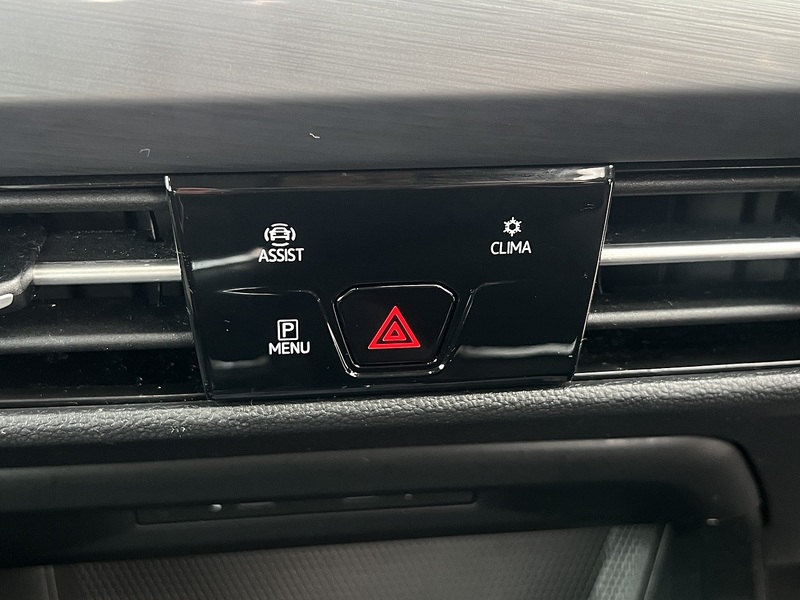 Volkswagen Golf TSI Style - U11755