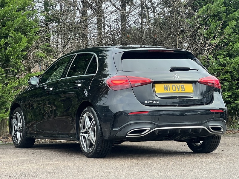 Mercedes-Benz A Class A250e AMG Line - U11757