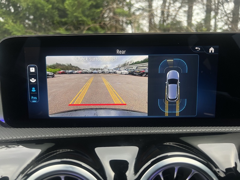 Mercedes-Benz A Class A250e AMG Line - U11757