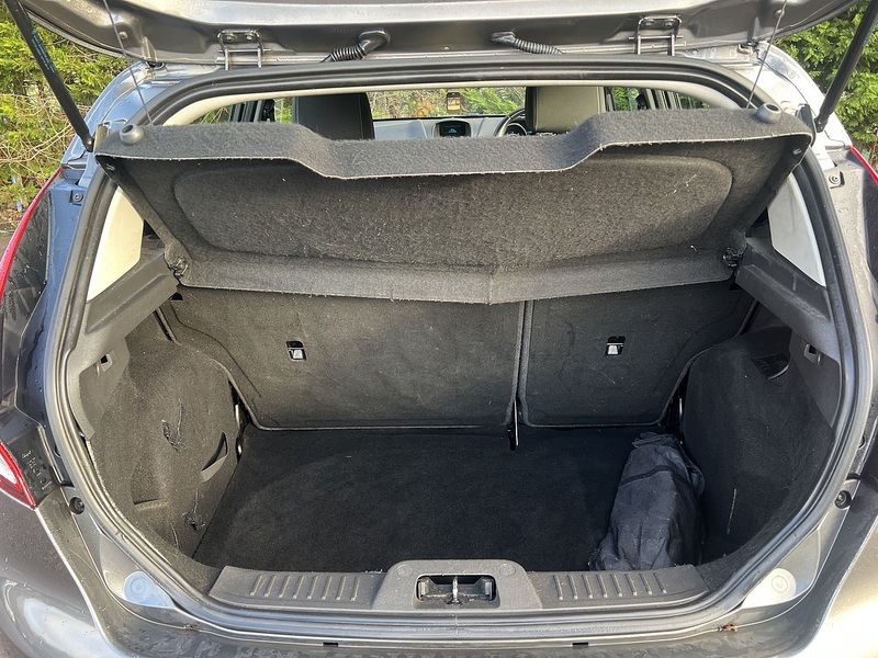 Ford Fiesta Zetec - U11760