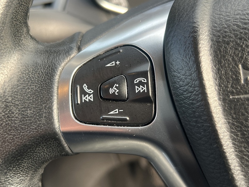 Ford Fiesta Zetec - U11760