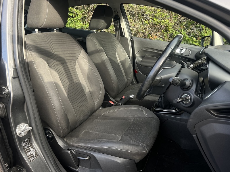 Ford Fiesta Zetec - U11760