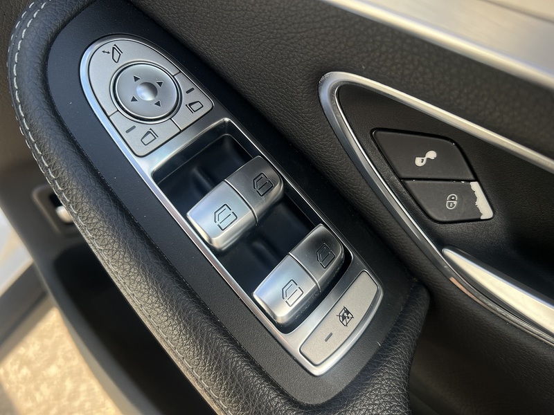 Mercedes-Benz Glc-Class Glc 250 4Matic Amg Line - U11766