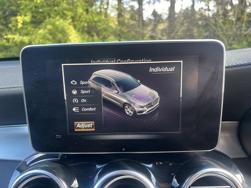 Mercedes-Benz Glc-Class Glc 250 4Matic Amg Line - U11766