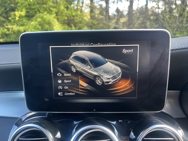 Mercedes-Benz Glc-Class Glc 250 4Matic Amg Line - U11766