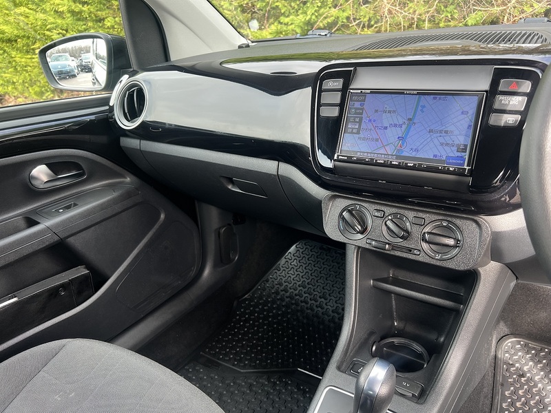 Volkswagen Up Move Up - U11771
