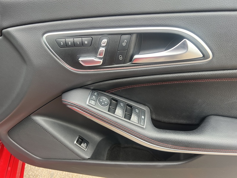 Mercedes-Benz Cla Cla 180 Amg Line Premium Plus - U11772