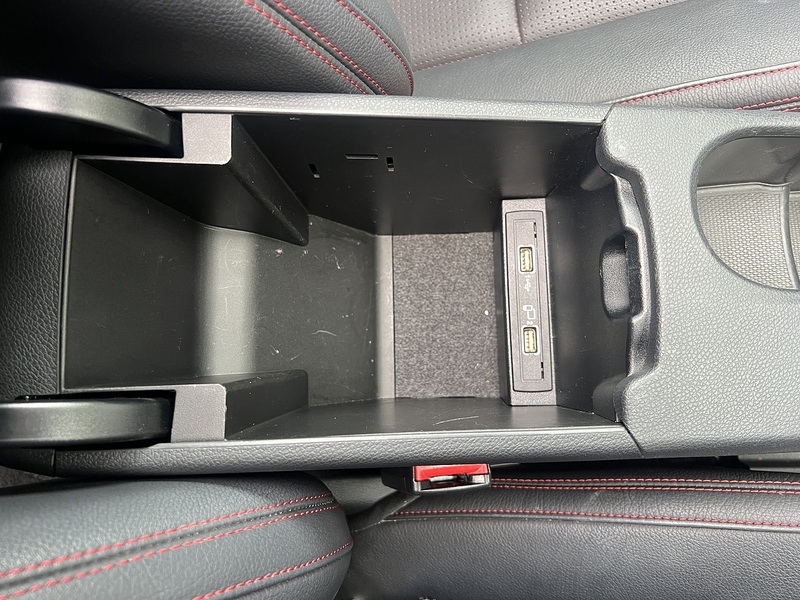 Mercedes-Benz Cla Cla 180 Amg Line Premium Plus - U11772