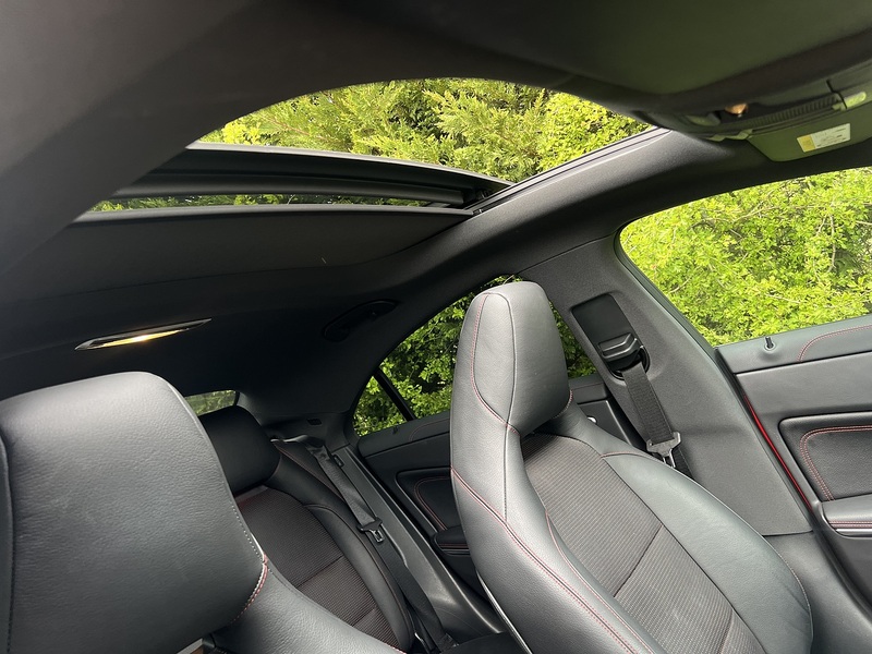 Mercedes-Benz Cla Cla 180 Amg Line Premium Plus - U11772