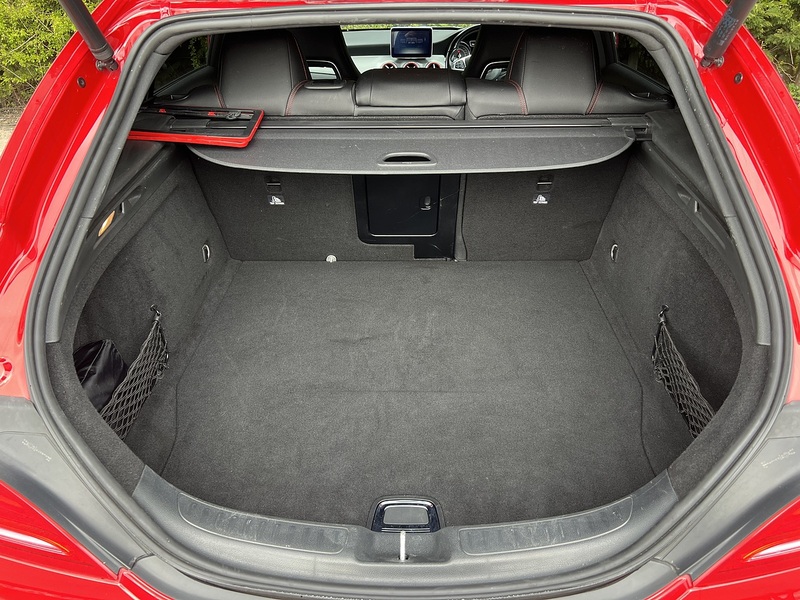 Mercedes-Benz Cla Cla 180 Amg Sport - U11774