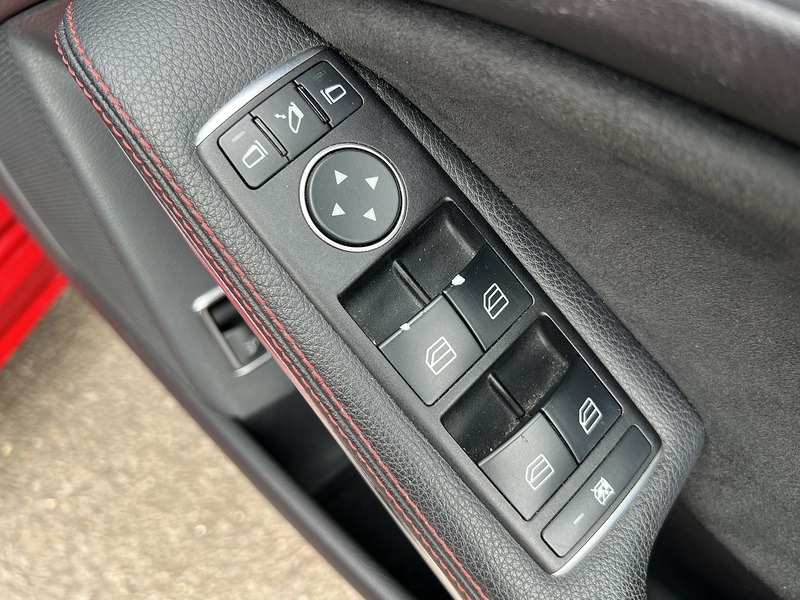 Mercedes-Benz Cla Cla 180 Amg Sport - U11774