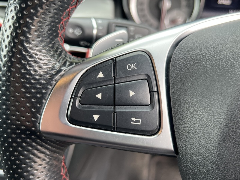 Mercedes-Benz Cla Cla 180 Amg Sport - U11774