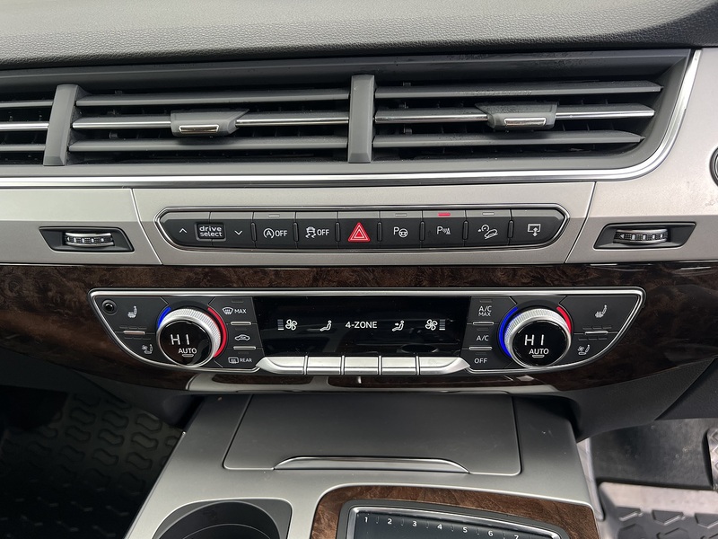 Audi Q7 TFSI V6 55 Sport SUV 5dr Petrol Tiptronic quattro - U11775