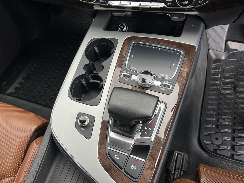 Audi Q7 TFSI V6 55 Sport SUV 5dr Petrol Tiptronic quattro - U11775