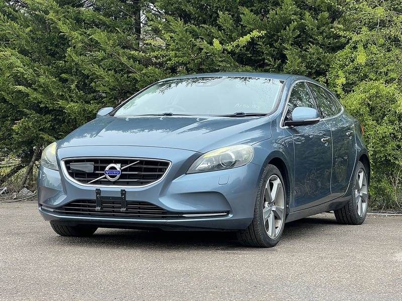 Volvo V40 T4 Se - U11776