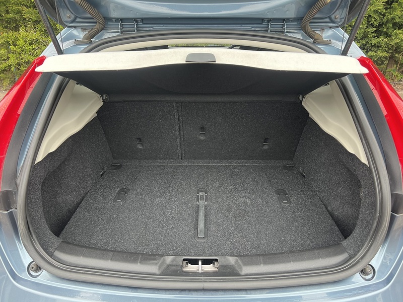 Volvo V40 T4 Se - U11776