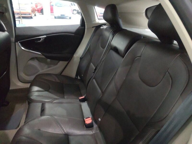 Volvo V40 T4 Se - U11776